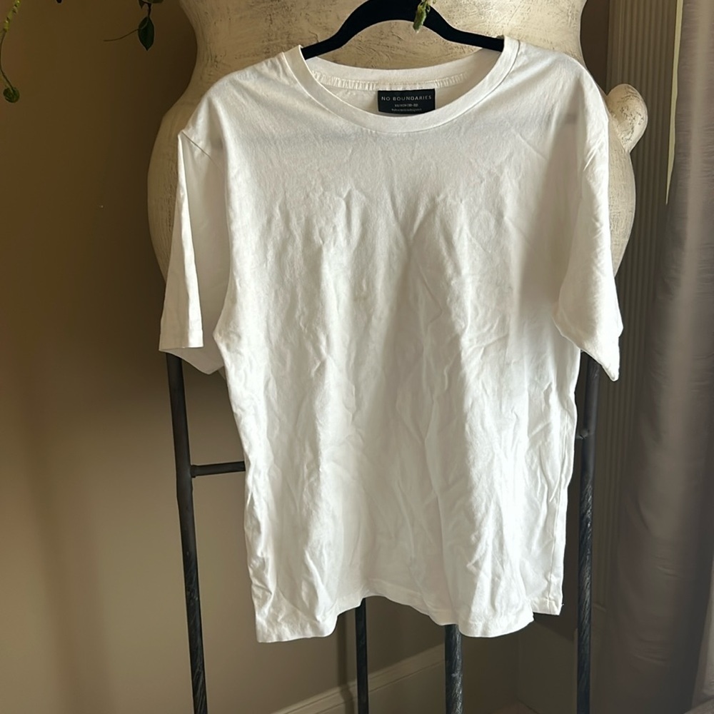 No boundaries shirt 🥞